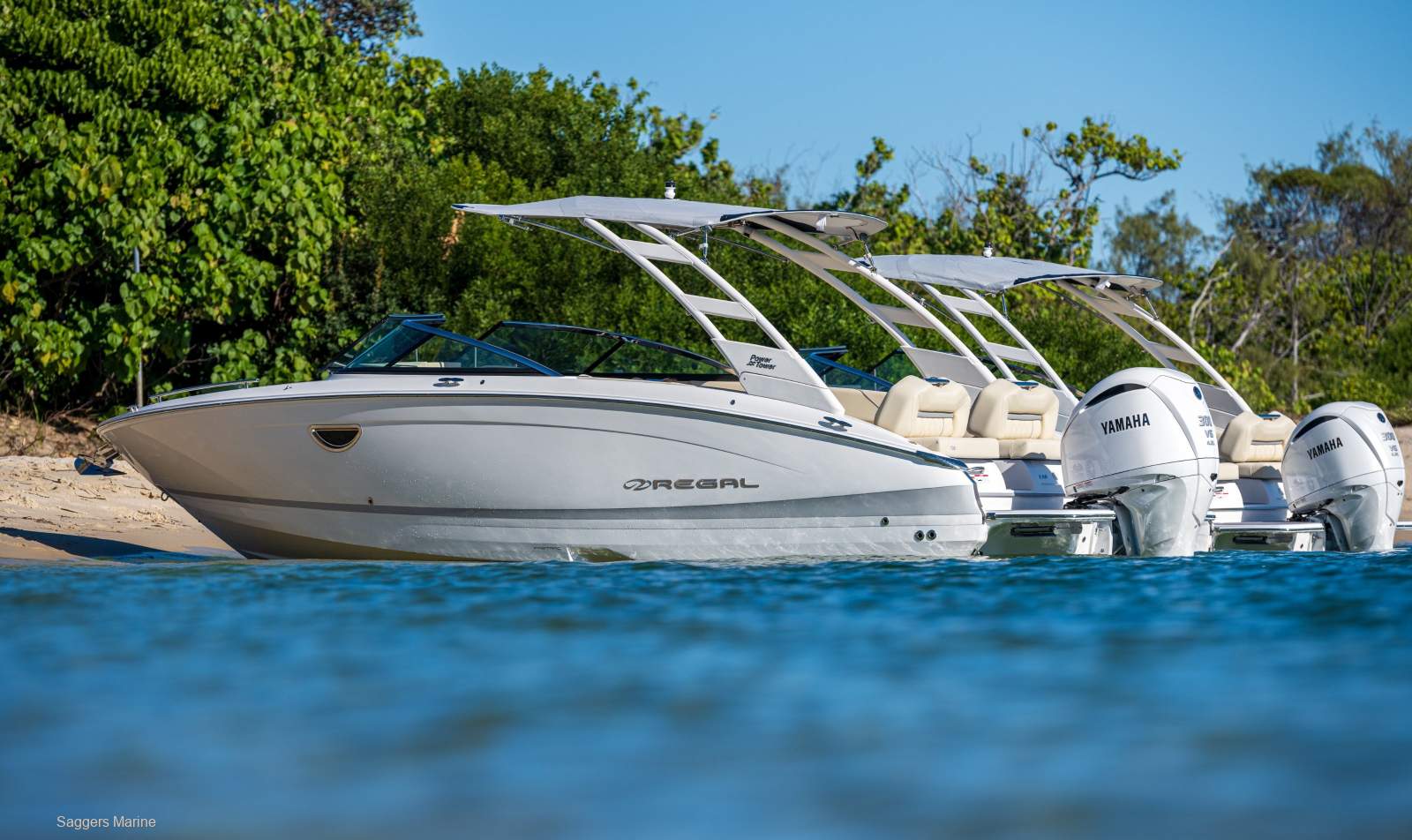 2023 REGAL LX4 BOWRIDER