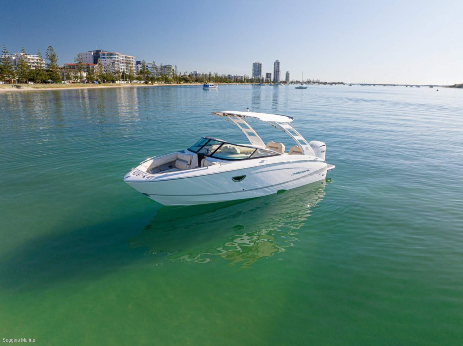 2023 REGAL LX4 BOWRIDER