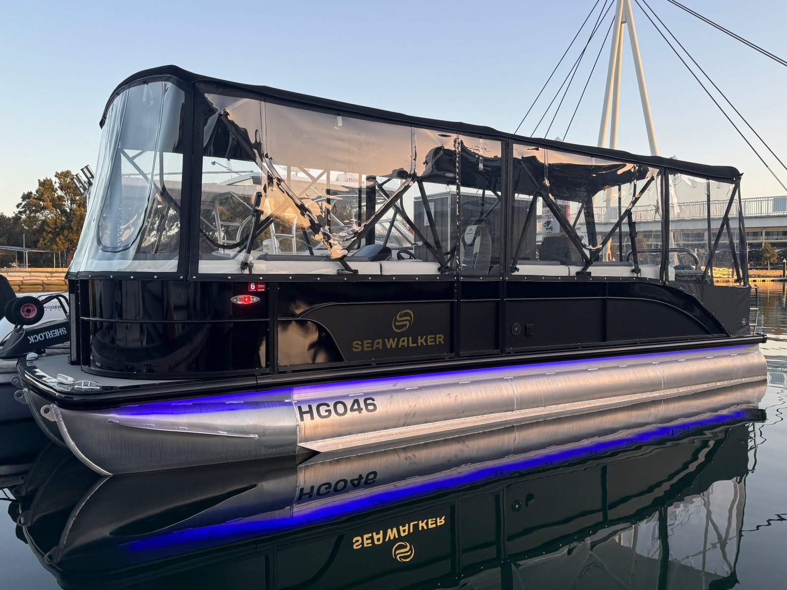 UNKNOWN BOAT