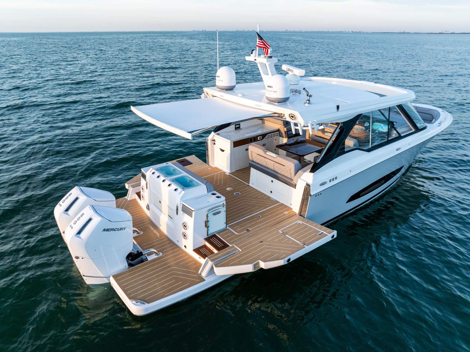 REGAL LX43 - A UNIQUE AND PREMIUM BOATING EXPERIENCE!