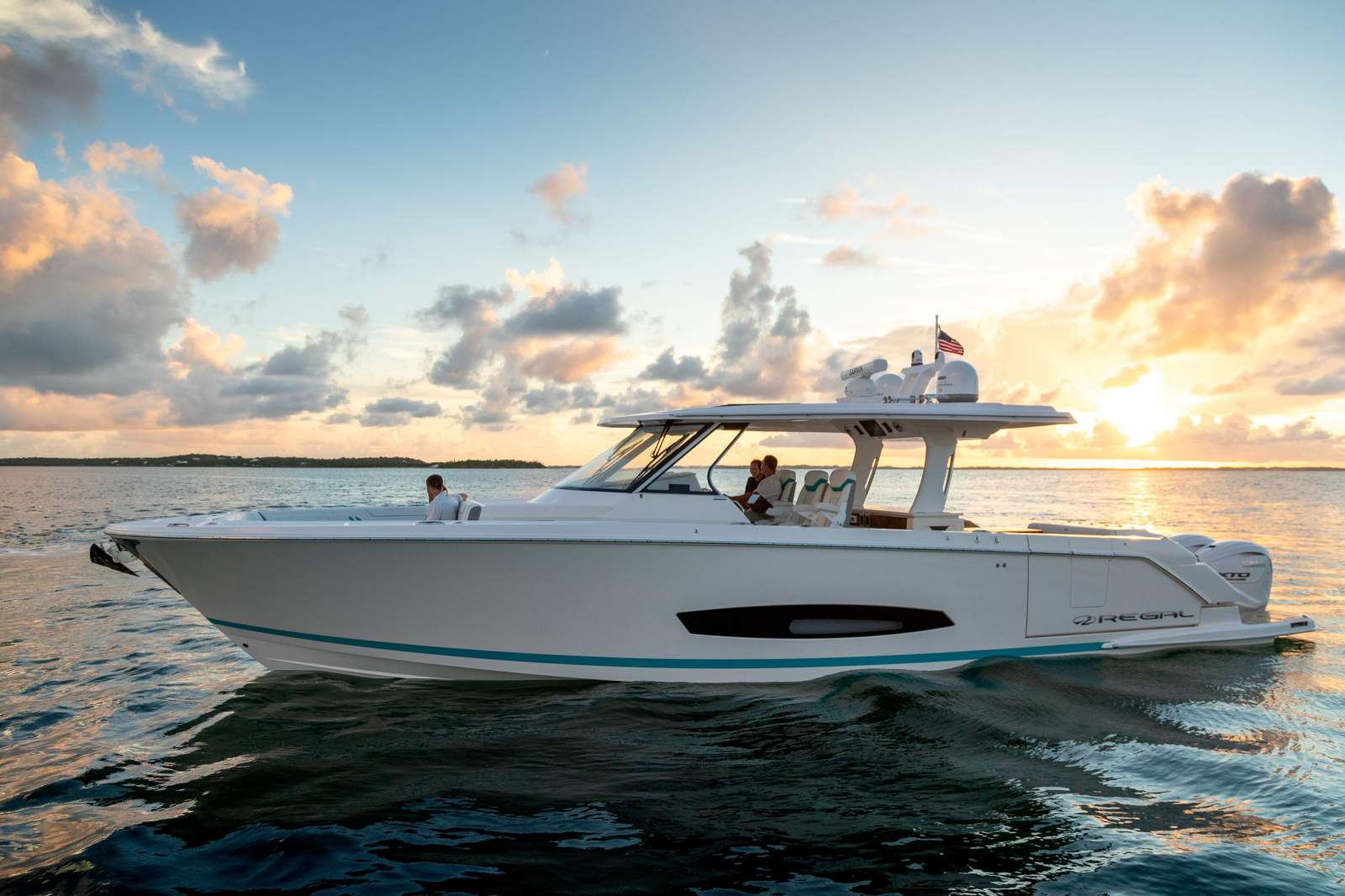 REGAL 43 SAV - LUXURY & INNOVATION!