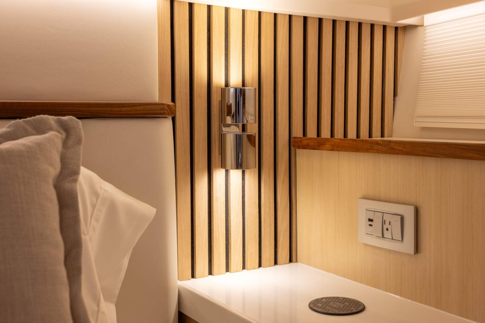 REGAL 43 SAV - LUXURY &AMP; INNOVATION!