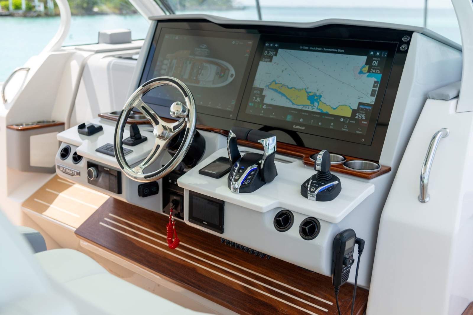 REGAL 43 SAV - LUXURY &AMP; INNOVATION!