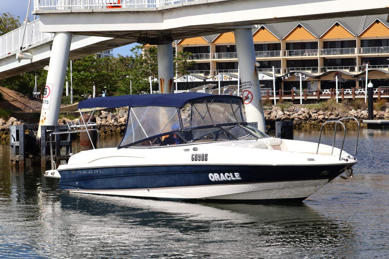 REGAL 2600 BOWRIDER - READY FOR SUMMER FUN!