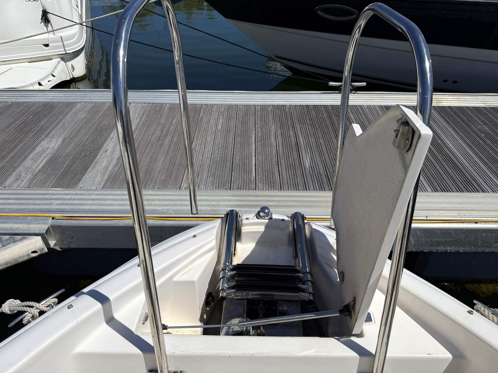 REGAL 2600 BOWRIDER - READY FOR SUMMER FUN!