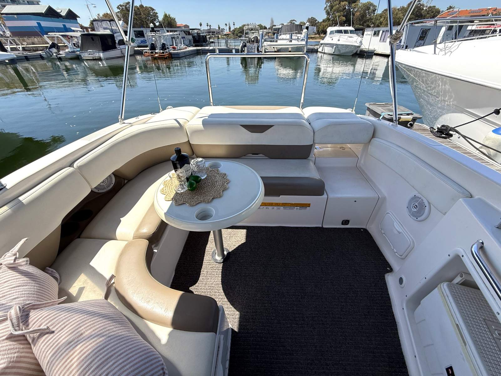 REGAL 2600 BOWRIDER - READY FOR SUMMER FUN!