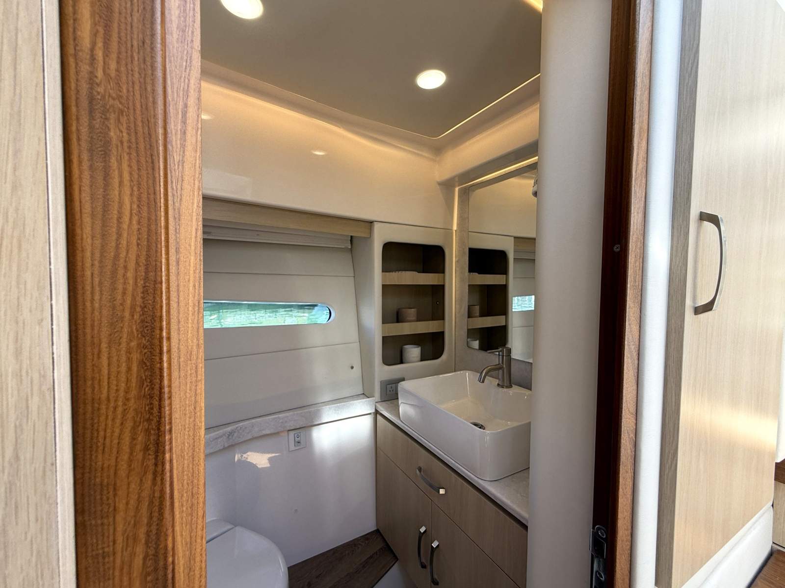 REGAL 38 GRANDE COUPE - AVAILABLE NOW!