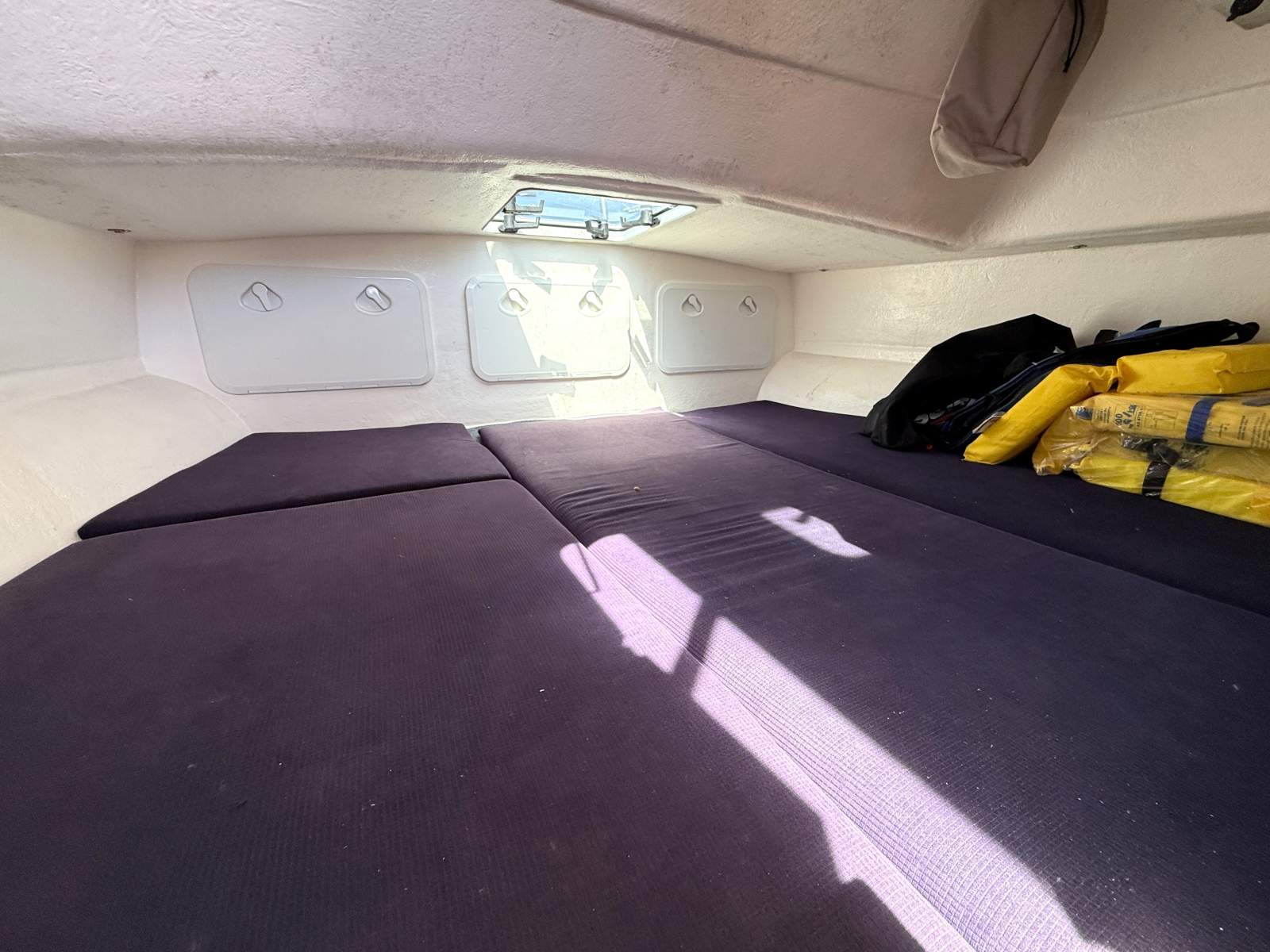 2007 LEISURECAT 8000 SPORT FISHER