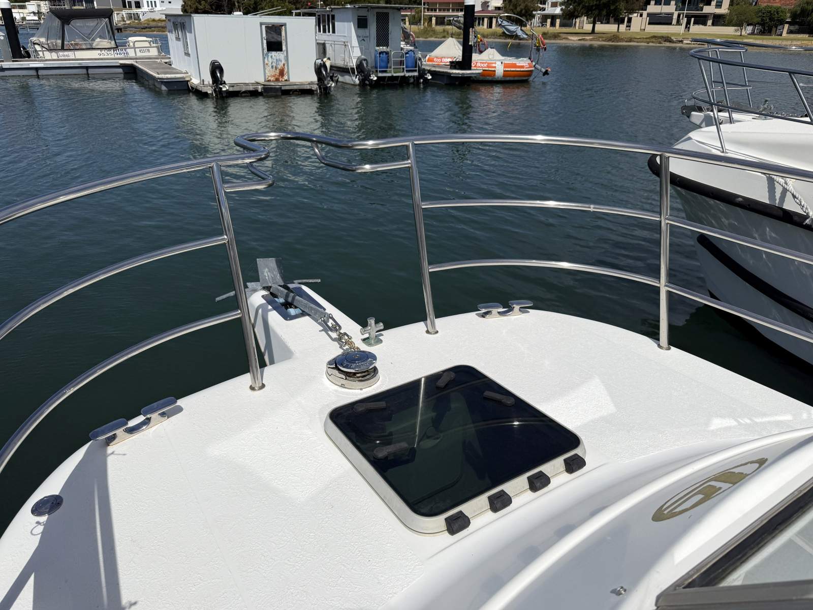 2007 LEISURECAT 8000 SPORT FISHER