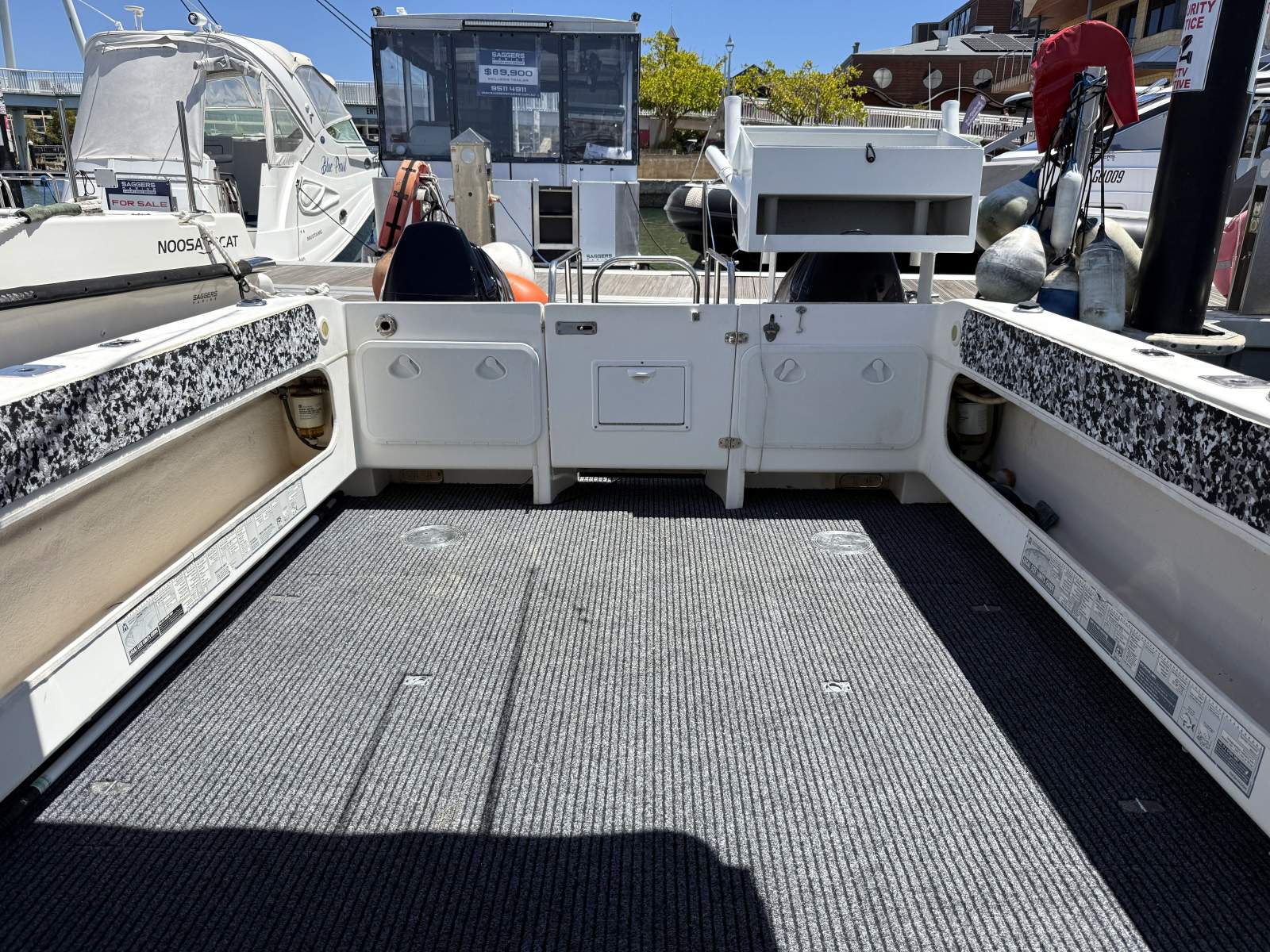 2007 LEISURECAT 8000 SPORT FISHER