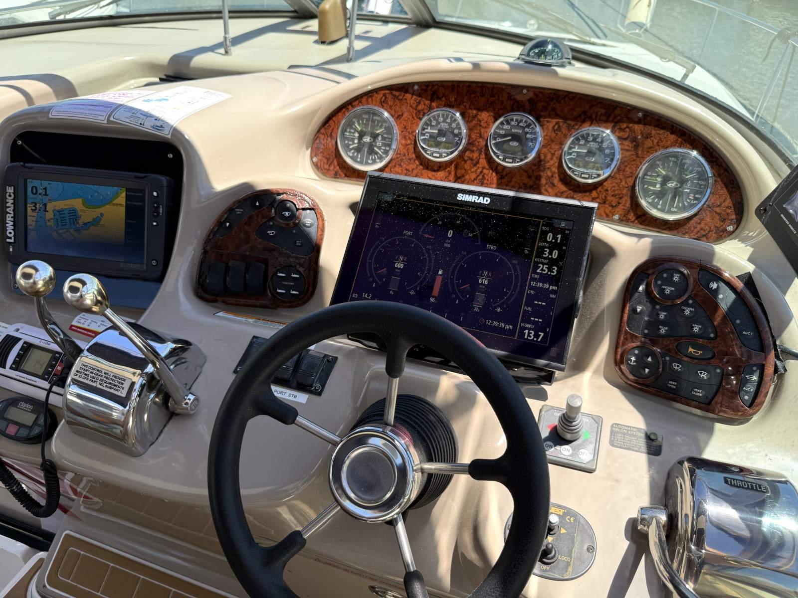 SEA RAY 355 SUNDANCER CRUISER