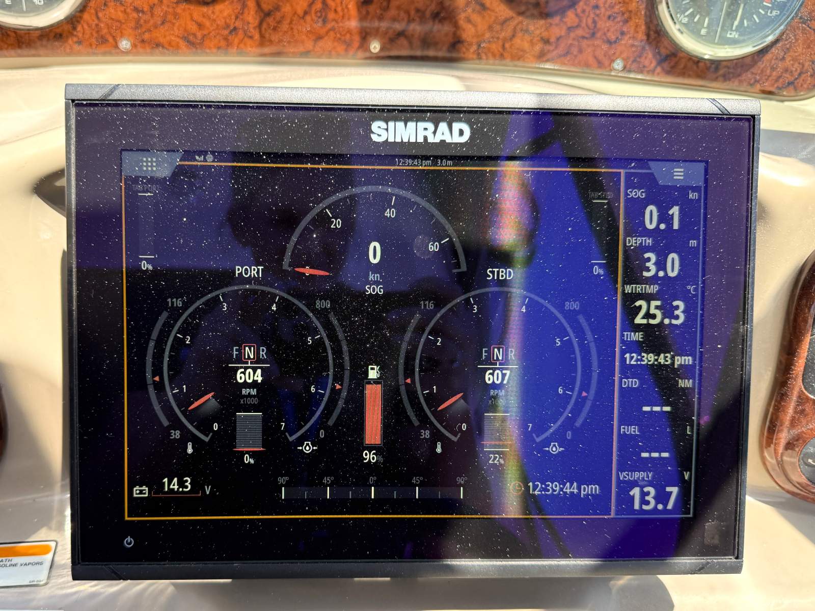 SEA RAY 355 SUNDANCER CRUISER
