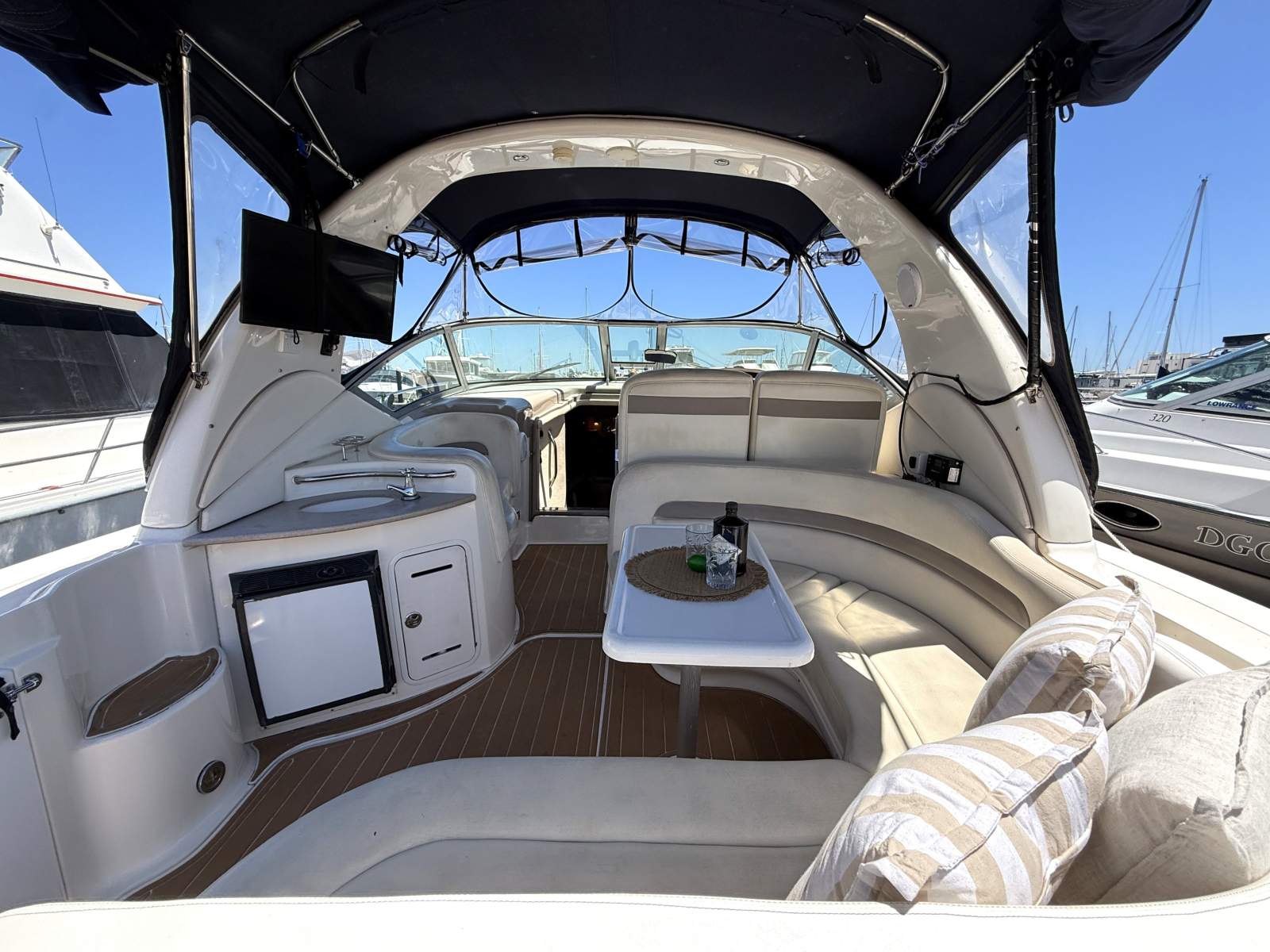SEA RAY 355 SUNDANCER CRUISER