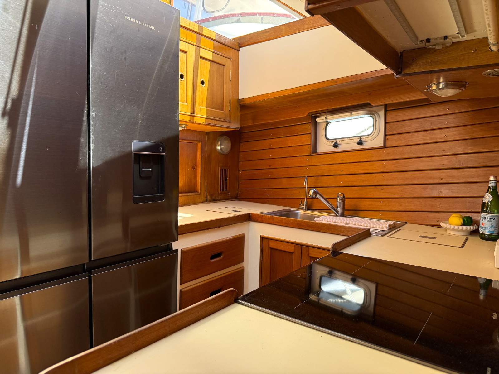 1986 ISLAND GYPSY 44 CRUISER