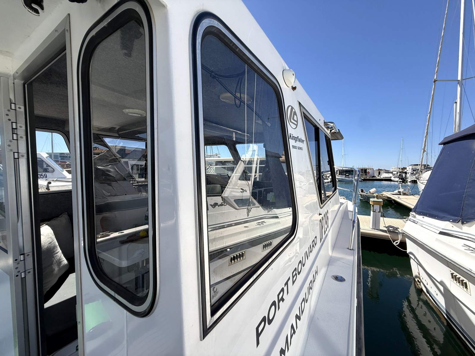 2007 LEISURECAT 9000 KINGFISHER SPORT FISHER