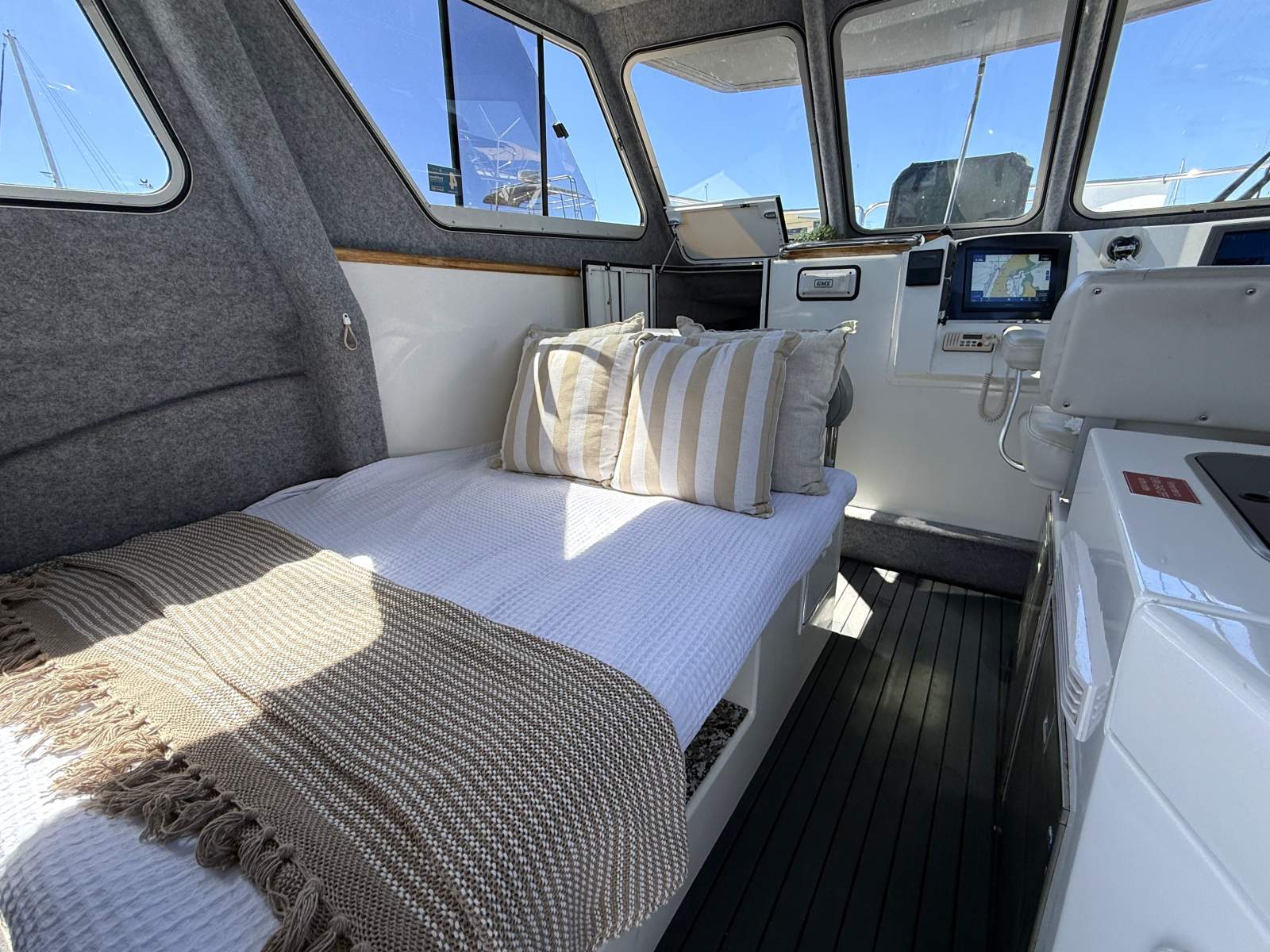 2007 LEISURECAT 9000 KINGFISHER SPORT FISHER