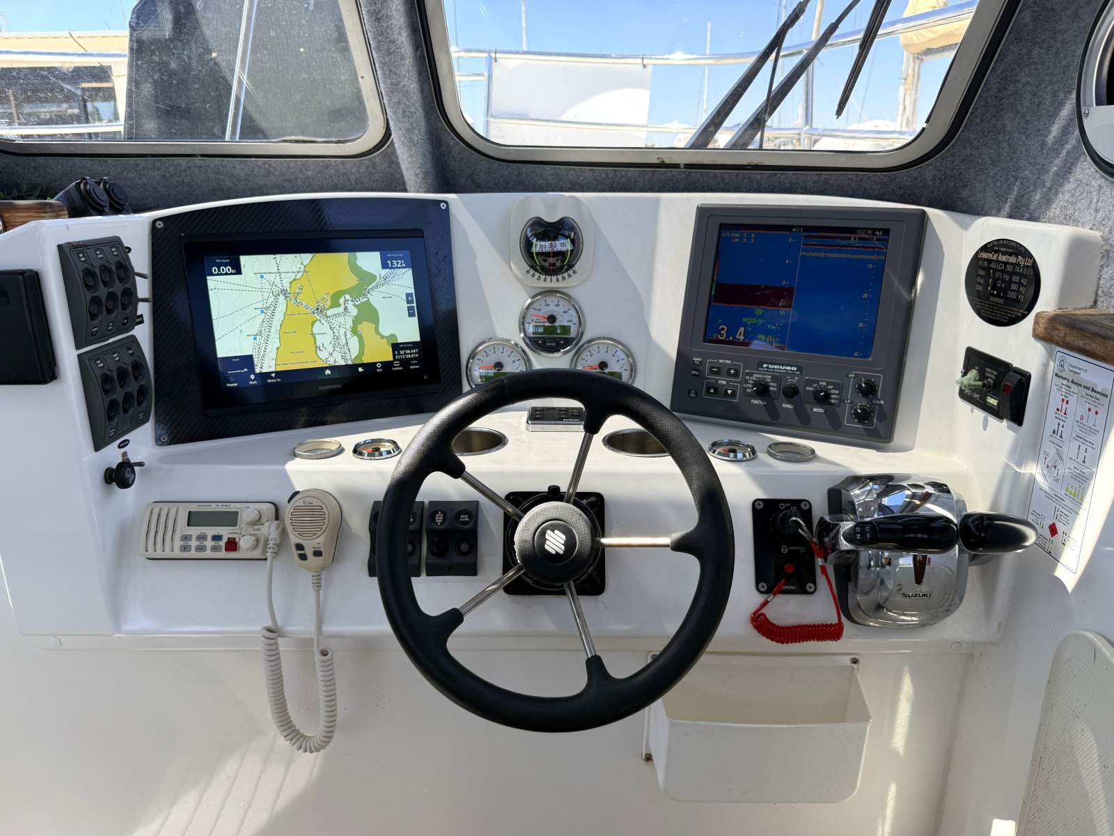 2007 LEISURECAT 9000 KINGFISHER SPORT FISHER