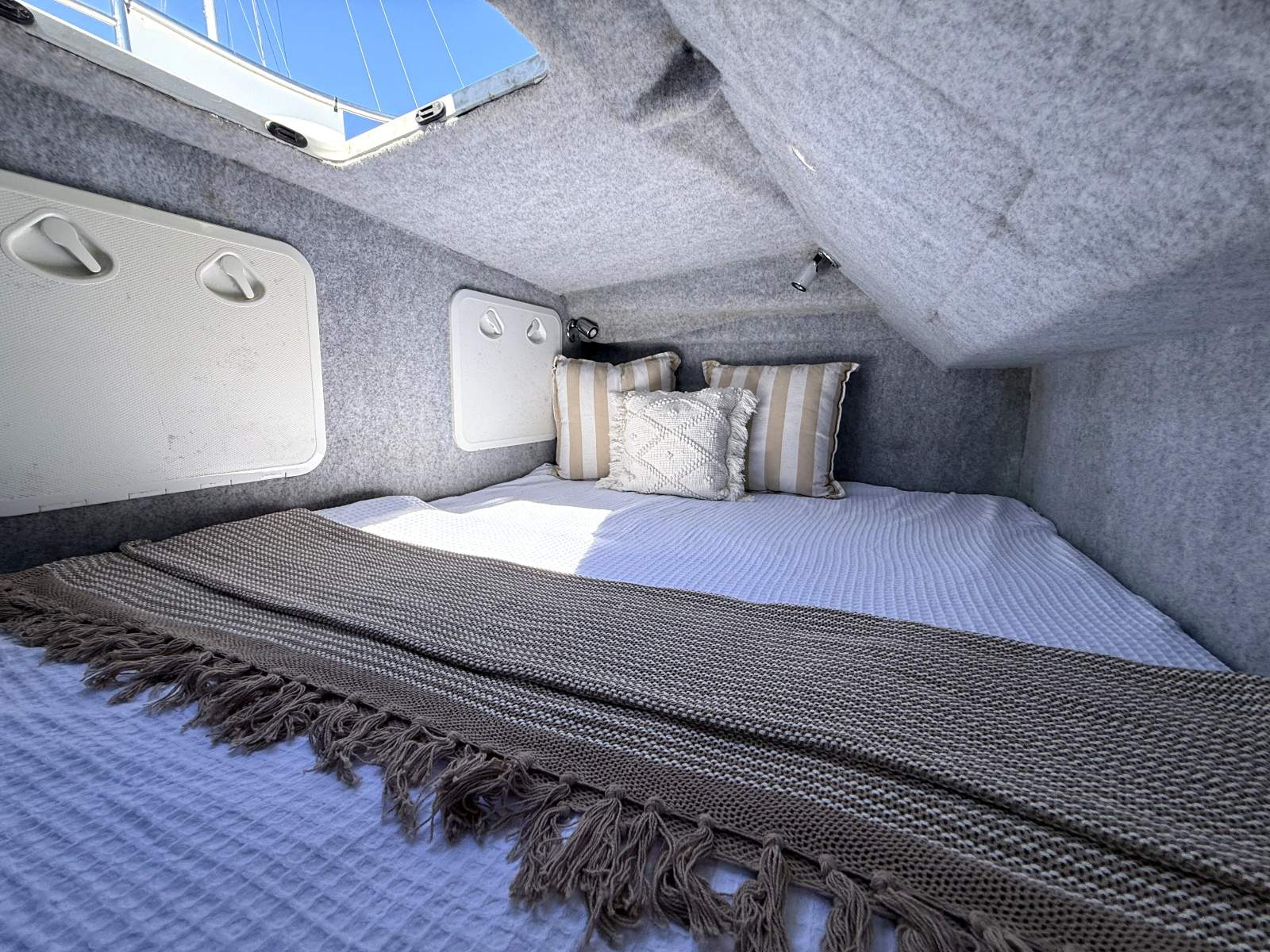 2007 LEISURECAT 9000 KINGFISHER SPORT FISHER