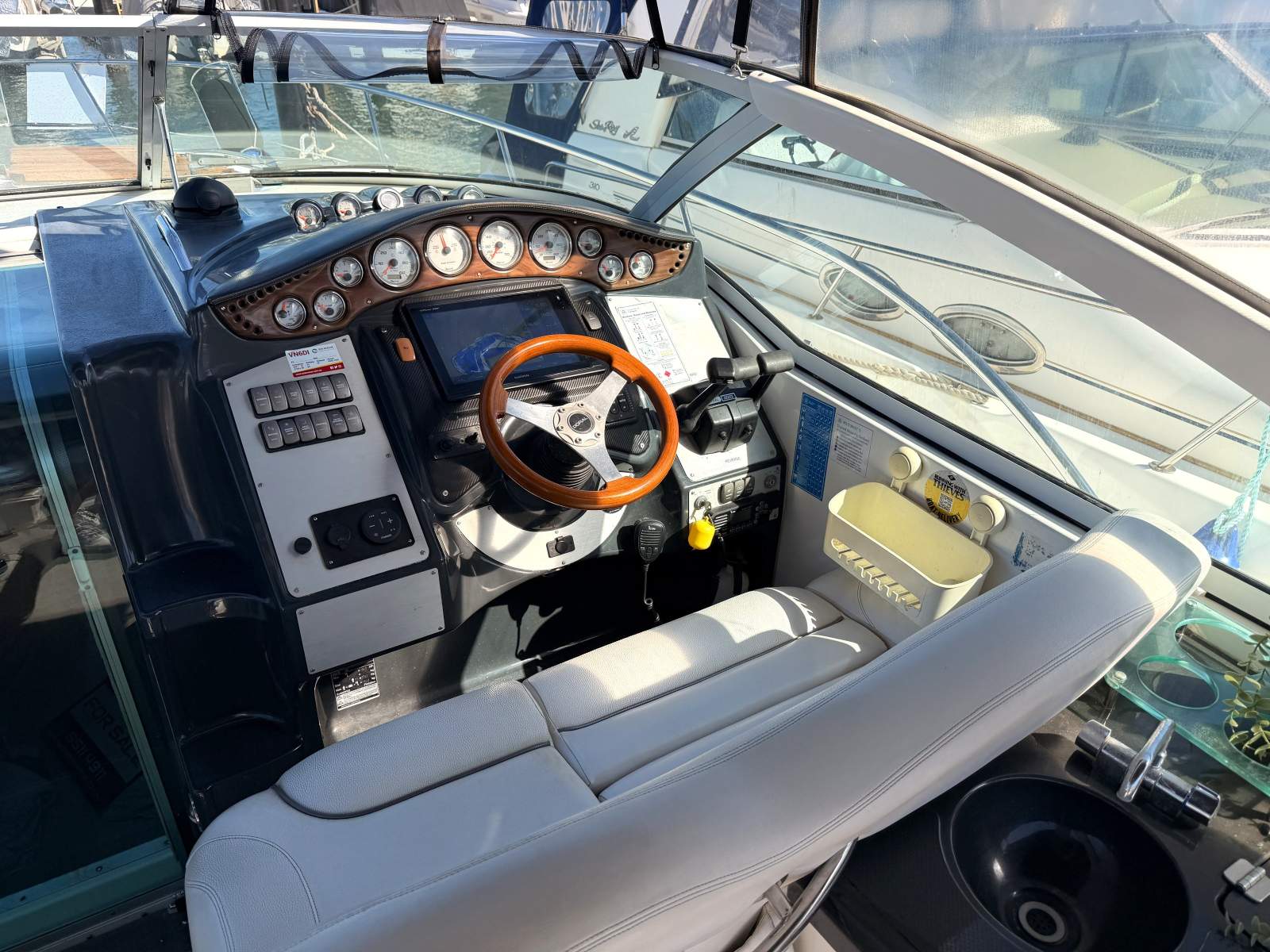 DORAL 270 RUNABOUT