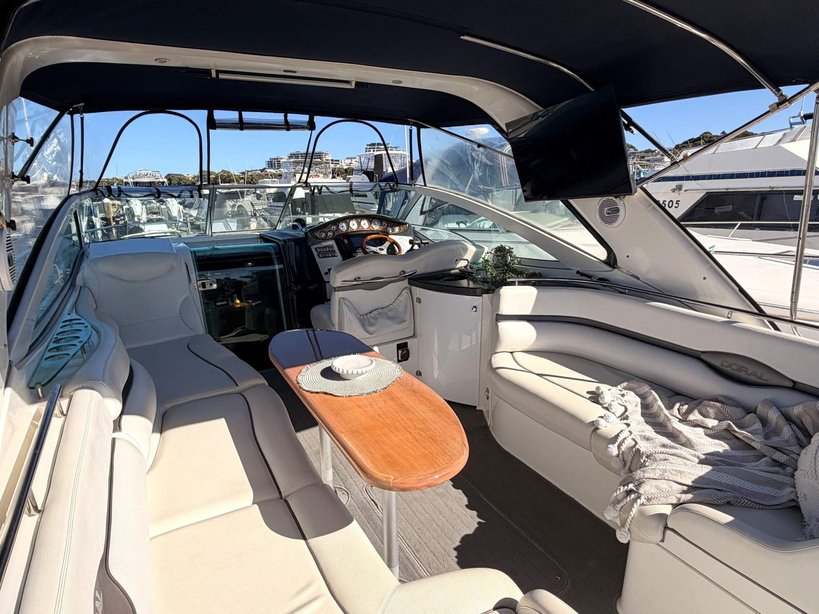 DORAL 270 RUNABOUT