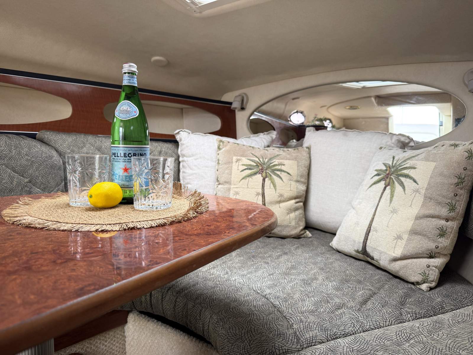 2003 SEA RAY 260 SUNDANCER SPORTS CRUISER