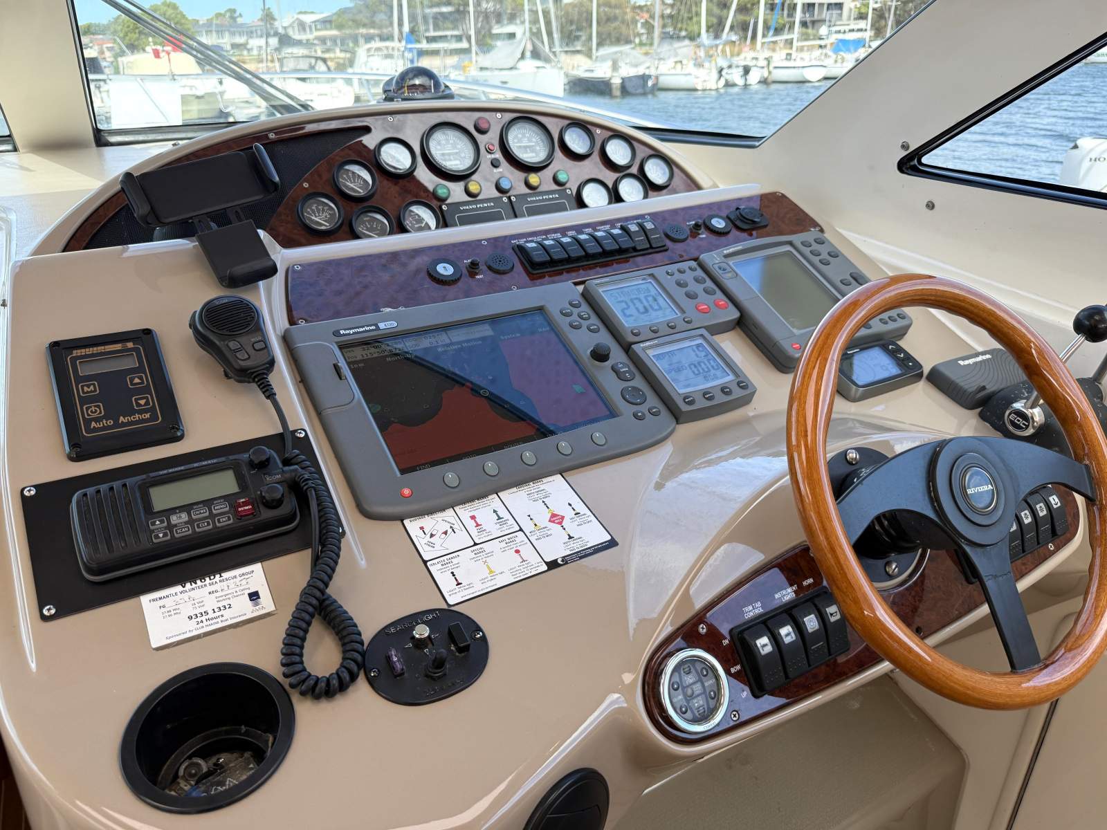 2001 RIVIERA 4000 OFFSHORE CRUISER