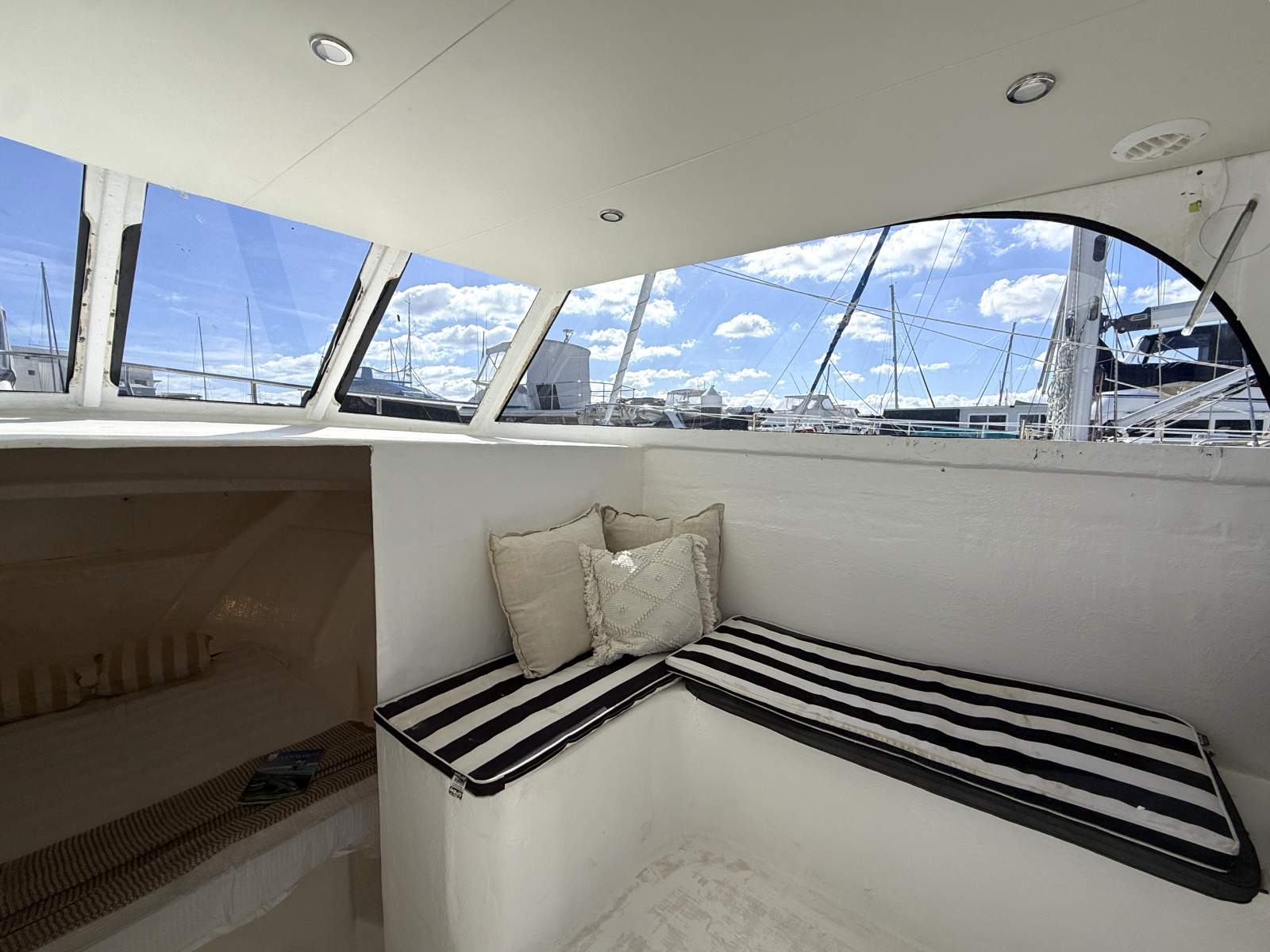 2015 NORTHSHORE 650 CR OFFSHORE FISHER