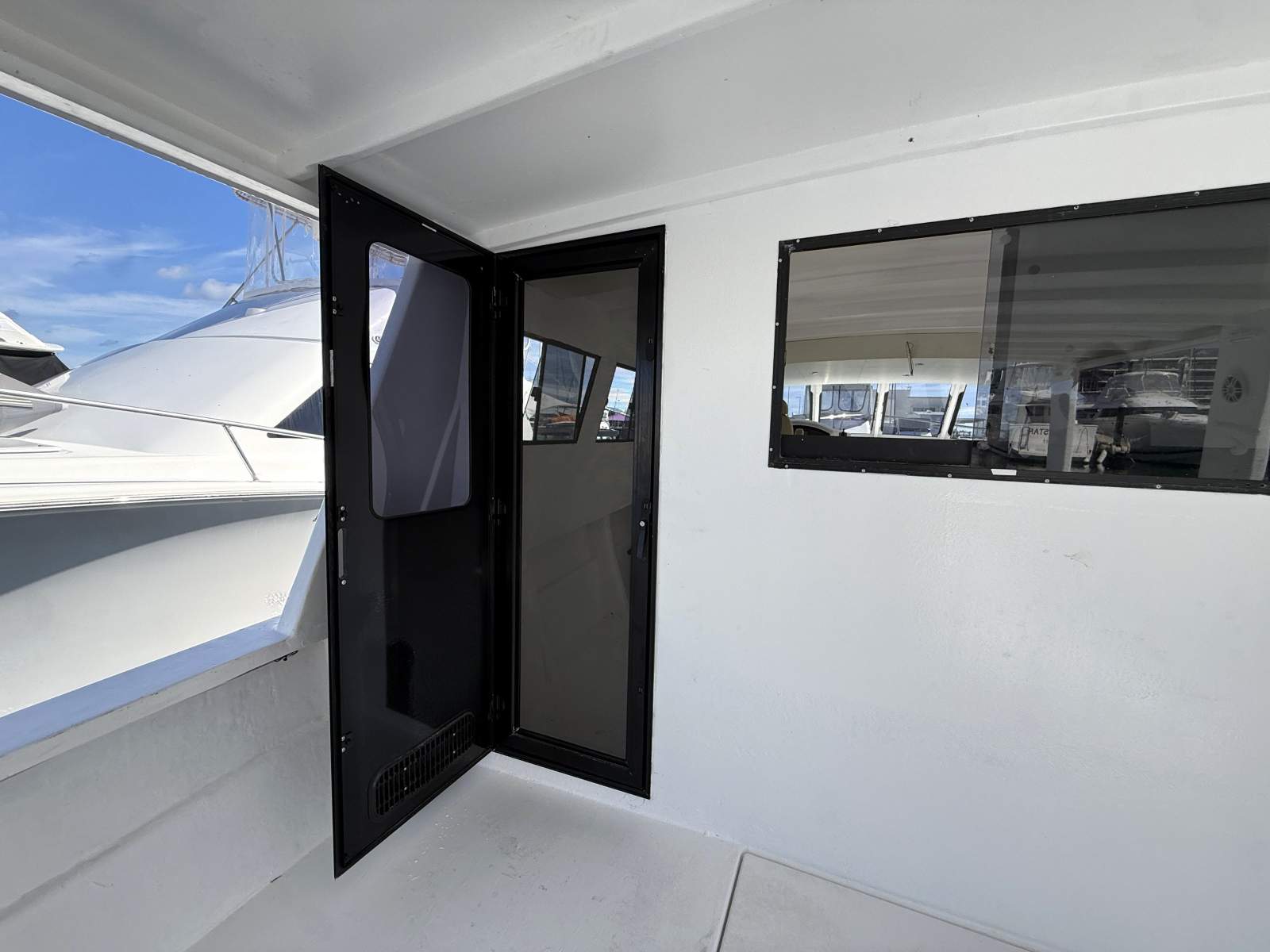 2015 NORTHSHORE 650 CR OFFSHORE FISHER