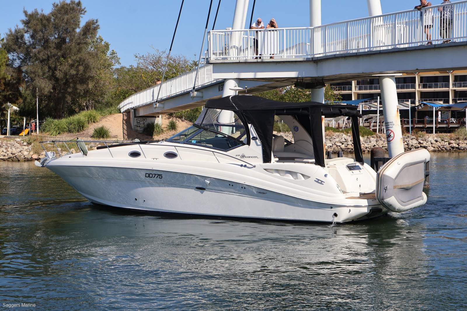 2005 SEA RAY 375 SUNDANCER CRUISER