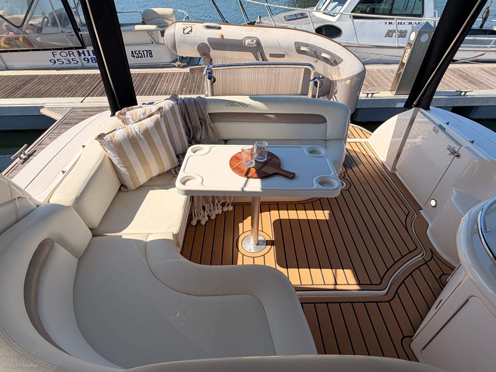 2005 SEA RAY 375 SUNDANCER CRUISER