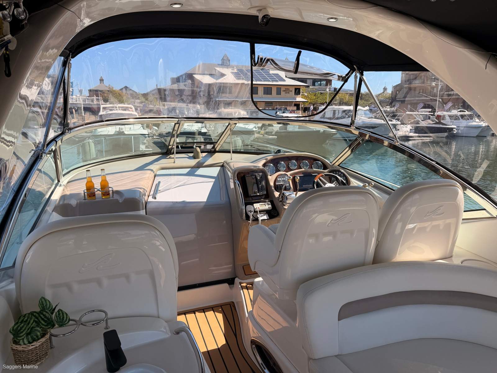 2005 SEA RAY 375 SUNDANCER CRUISER