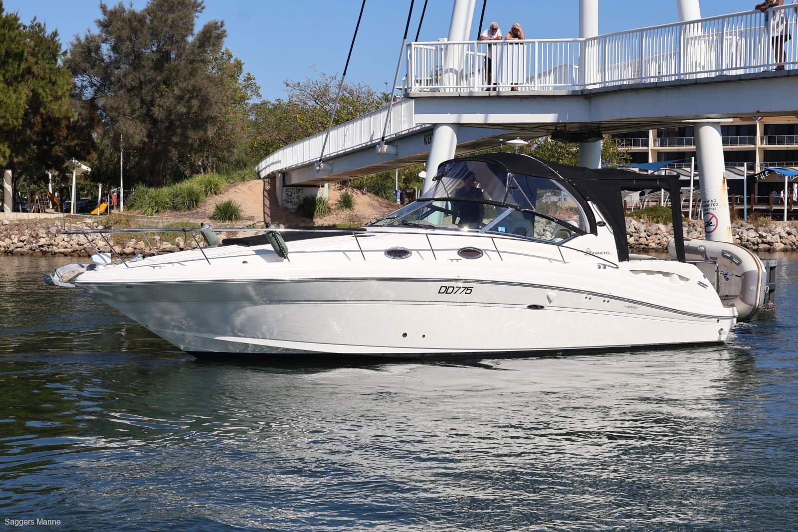 2005 SEA RAY 375 SUNDANCER CRUISER