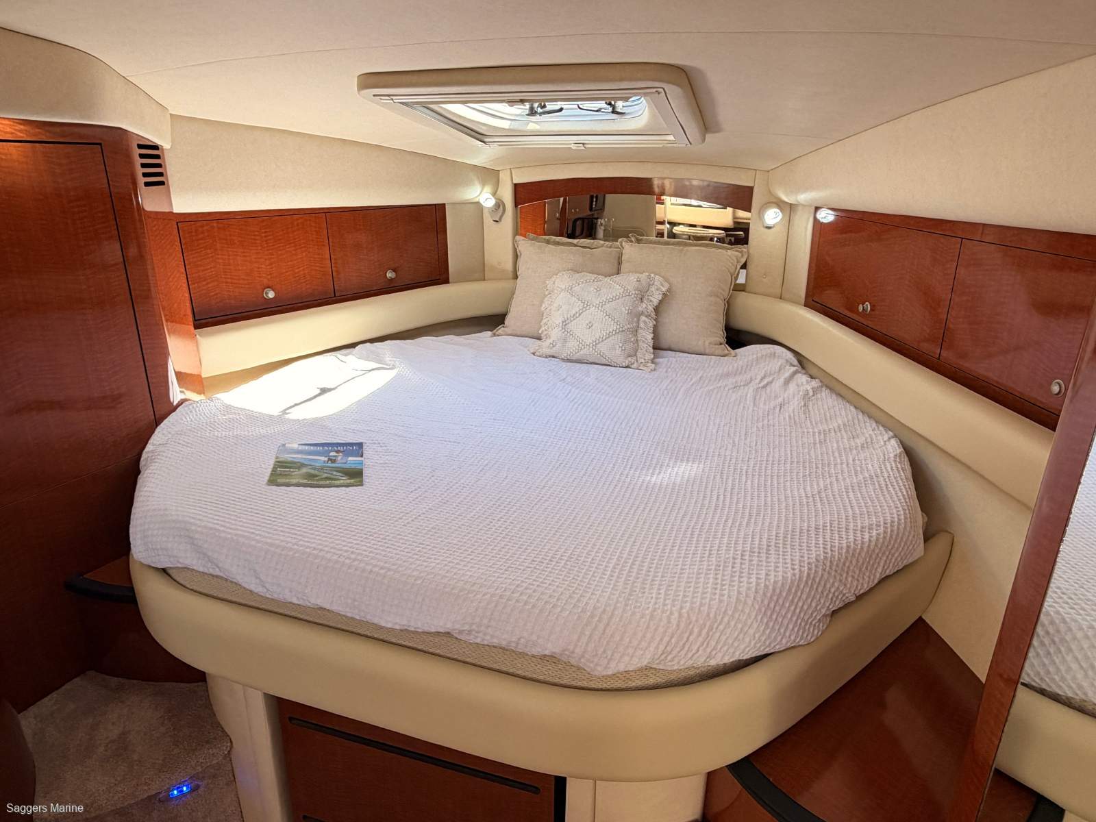2005 SEA RAY 375 SUNDANCER CRUISER