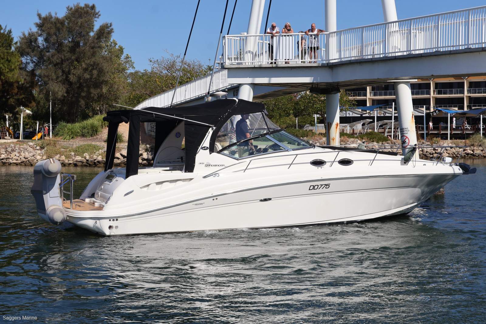 2005 SEA RAY 375 SUNDANCER CRUISER