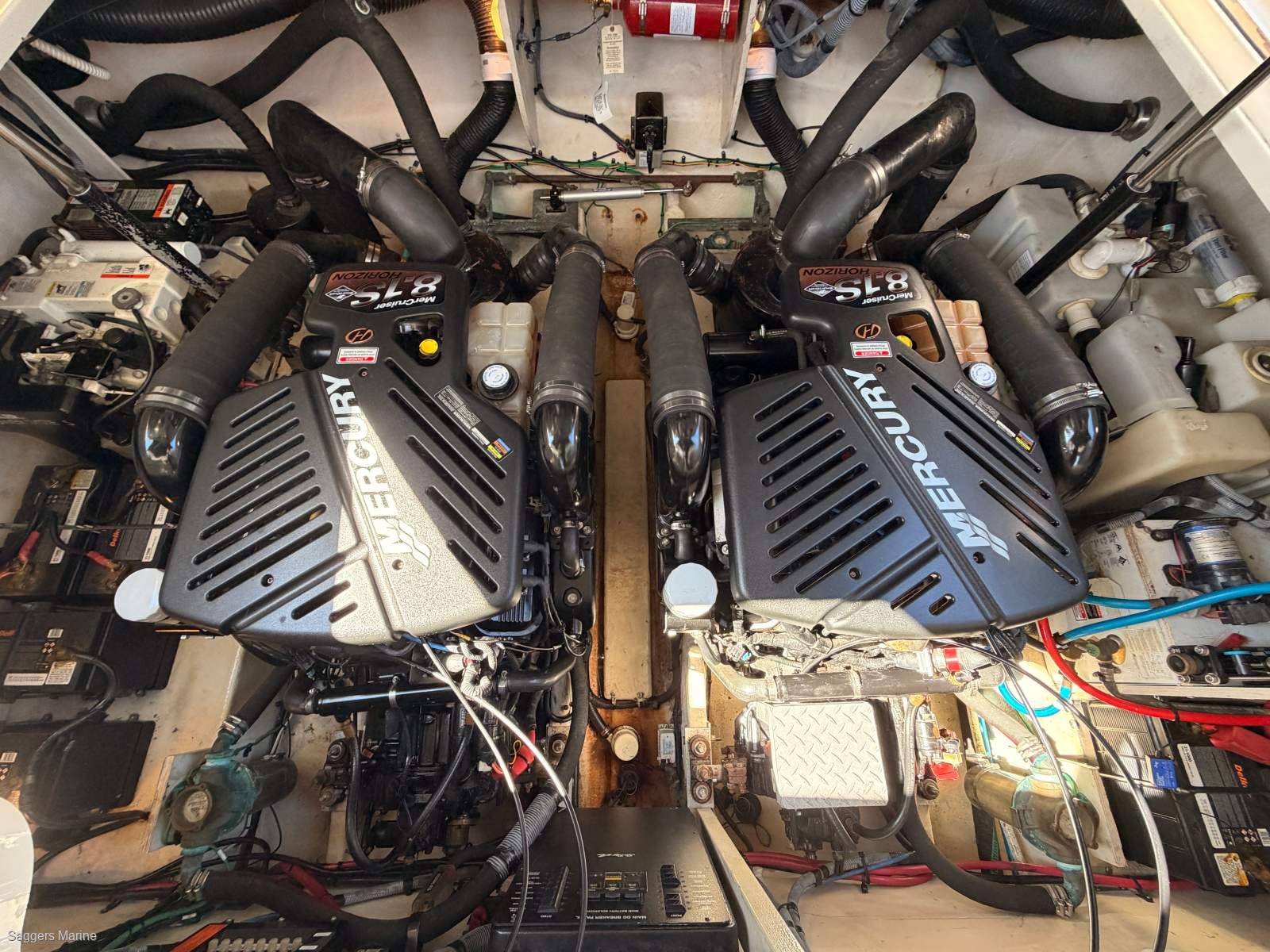 2005 SEA RAY 375 SUNDANCER CRUISER