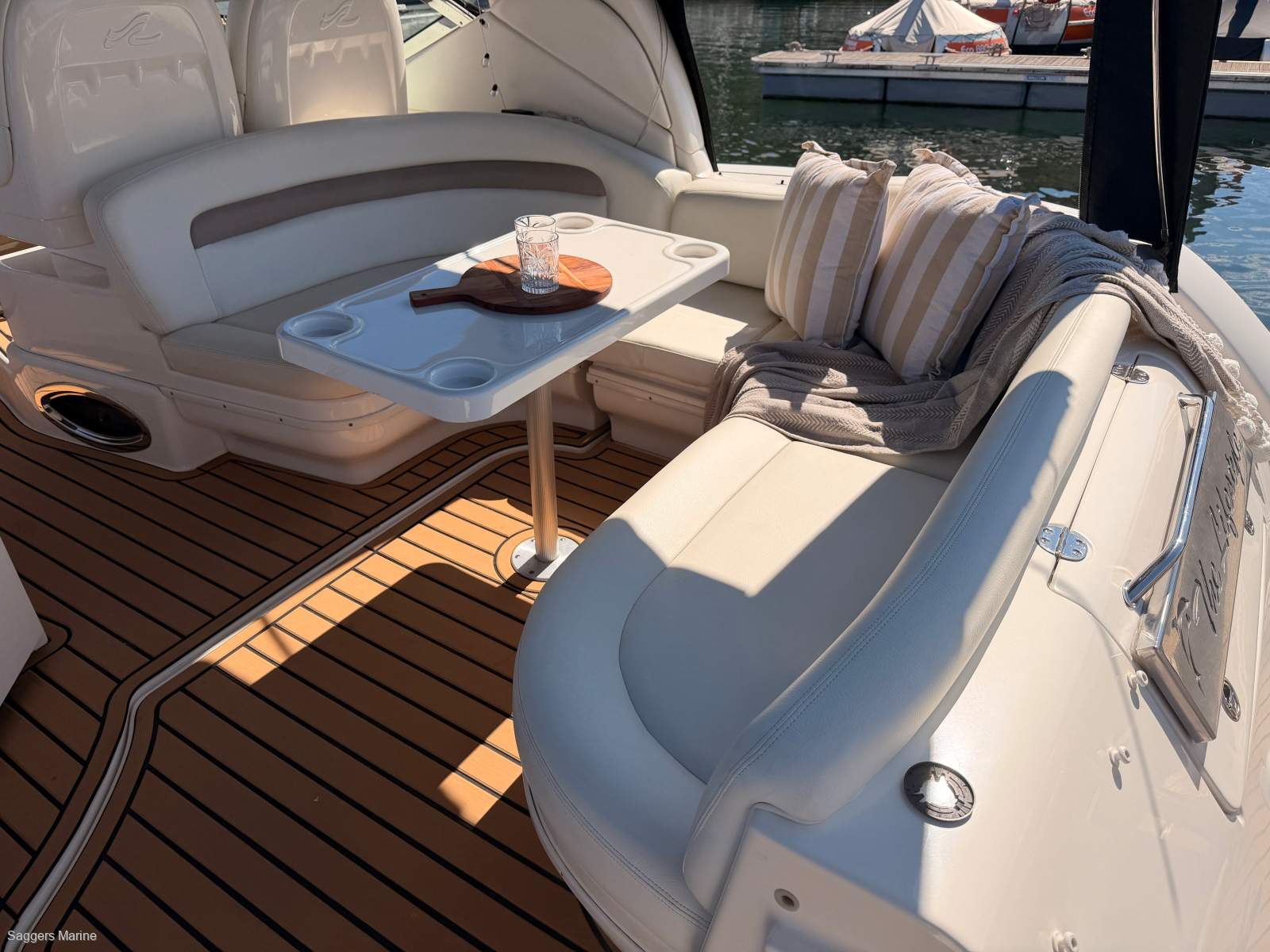 2005 SEA RAY 375 SUNDANCER CRUISER