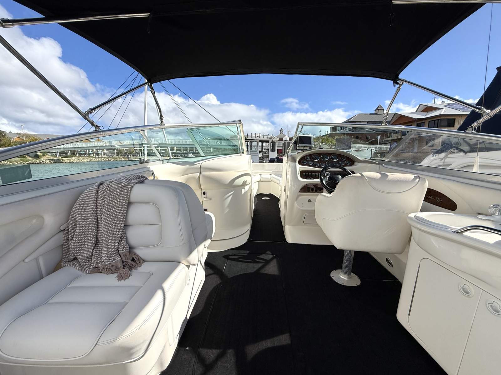 2000 SEA RAY 280 BOWRIDER