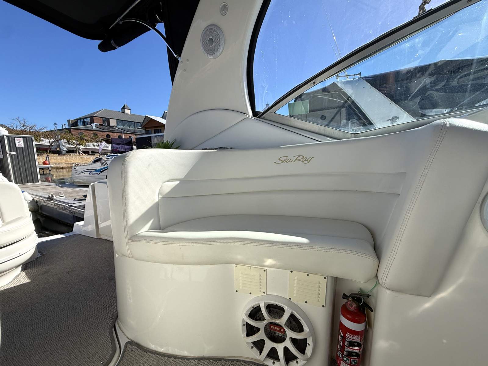 2006 SEA RAY 355 SUNDANCER CRUISER