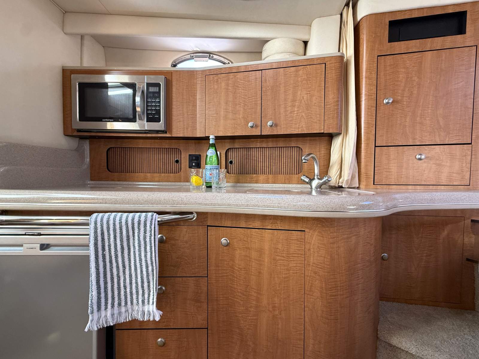 2006 SEA RAY 355 SUNDANCER CRUISER
