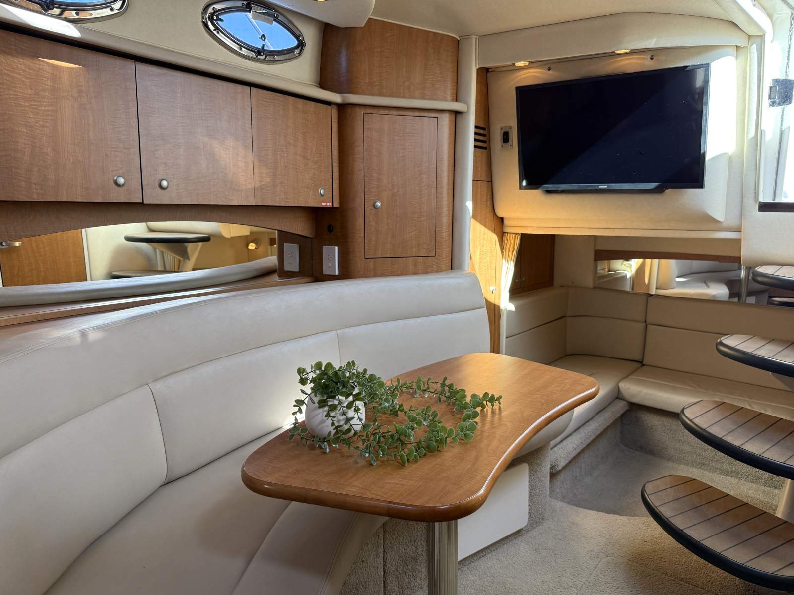 2006 SEA RAY 355 SUNDANCER CRUISER