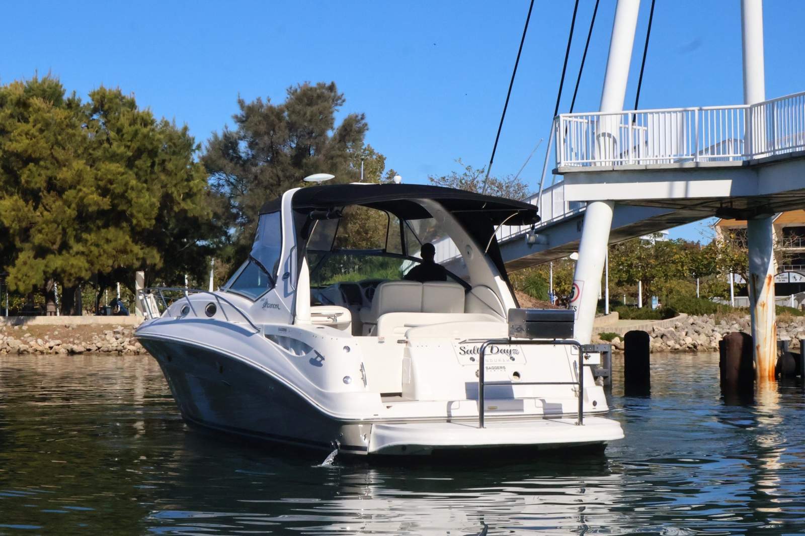 2006 SEA RAY 355 SUNDANCER CRUISER