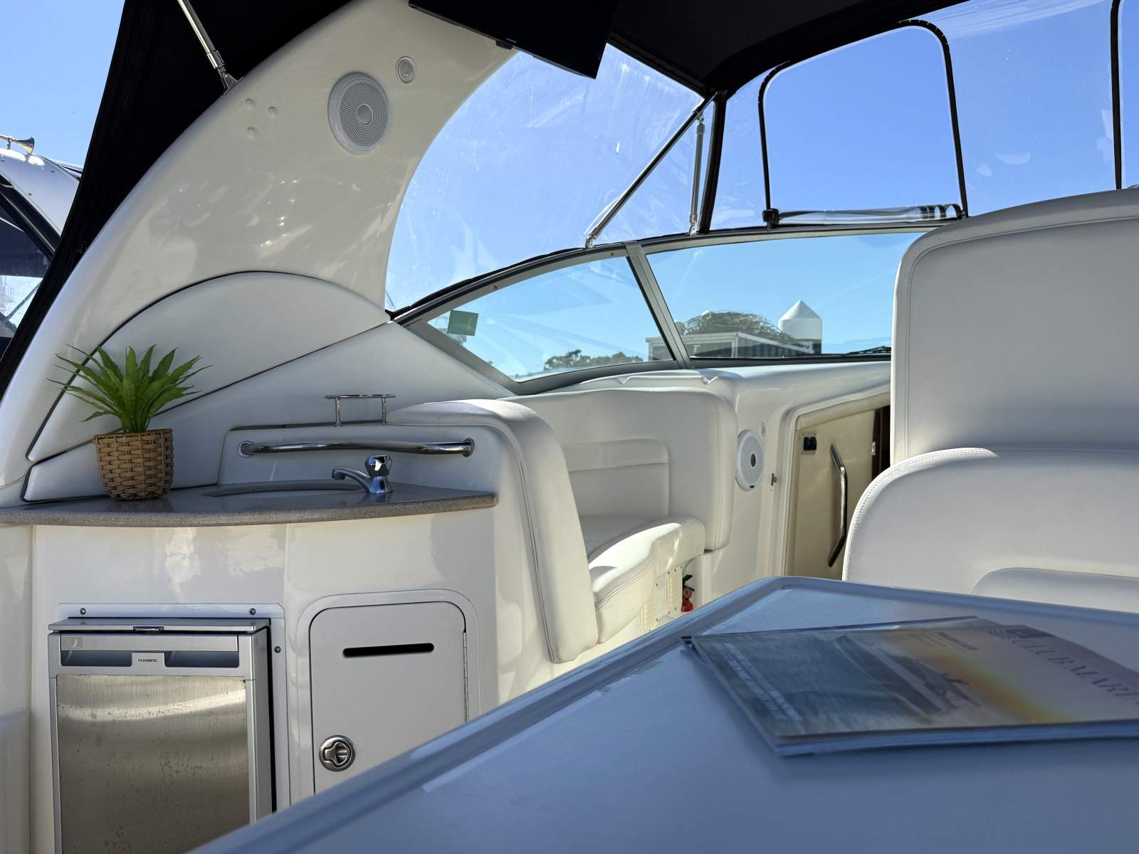 2006 SEA RAY 355 SUNDANCER CRUISER