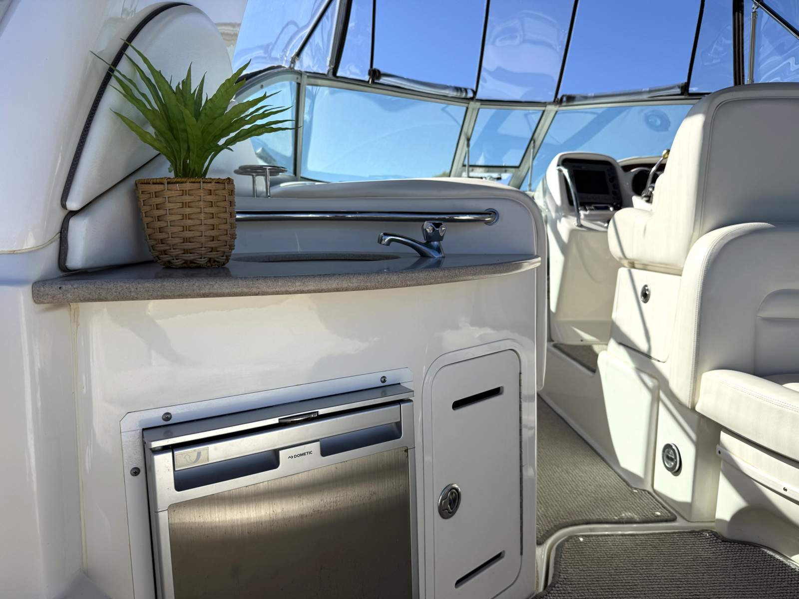 2006 SEA RAY 355 SUNDANCER CRUISER