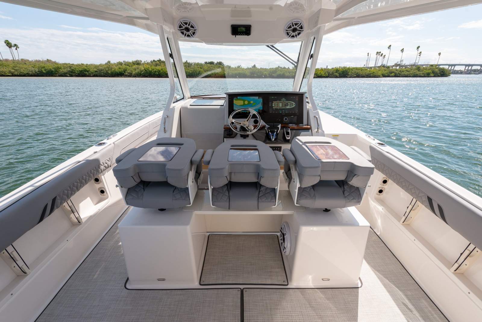 2006 REGAL 34 SAV BOWRIDER