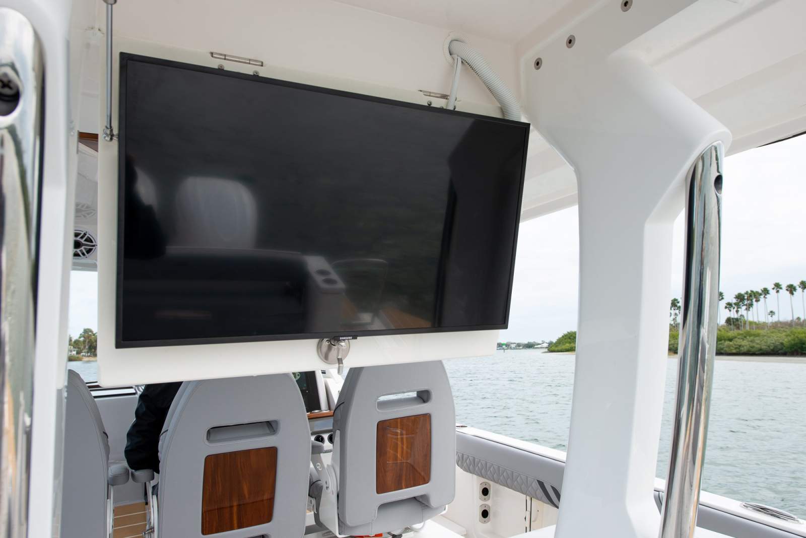 2006 REGAL 34 SAV BOWRIDER