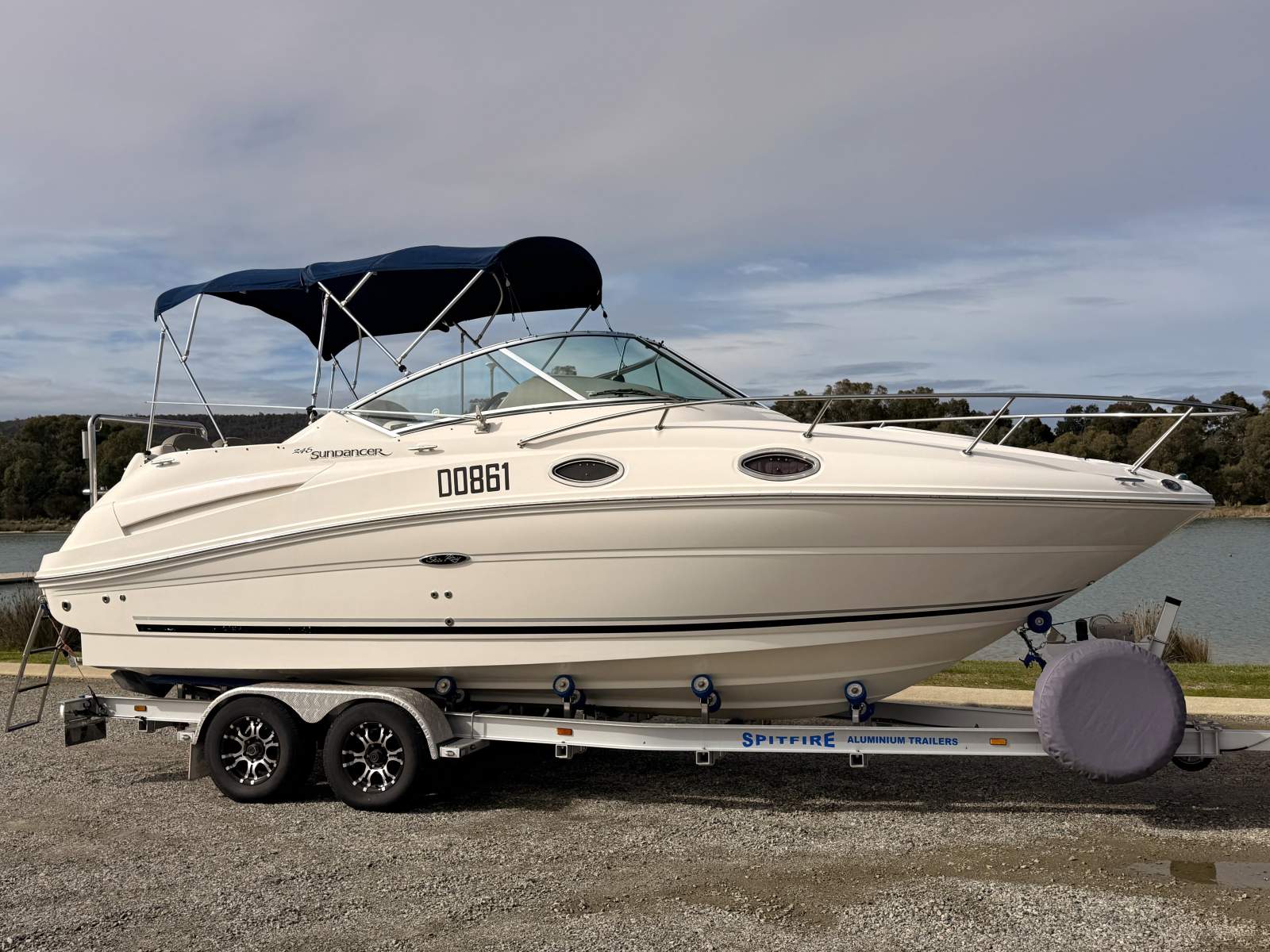 2007 SEA RAY 245 SUNDANCER CRUISER