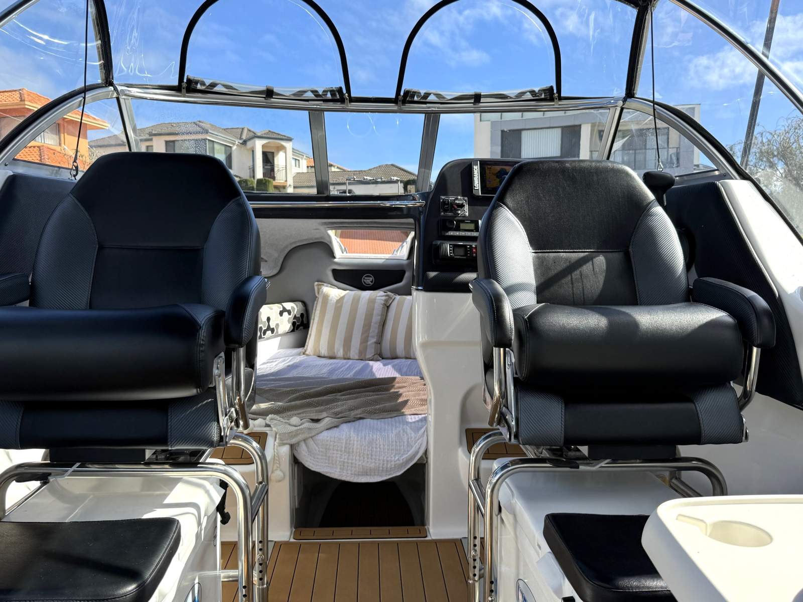 2023 REVIVAL 640 WEEKENDER CRUISER