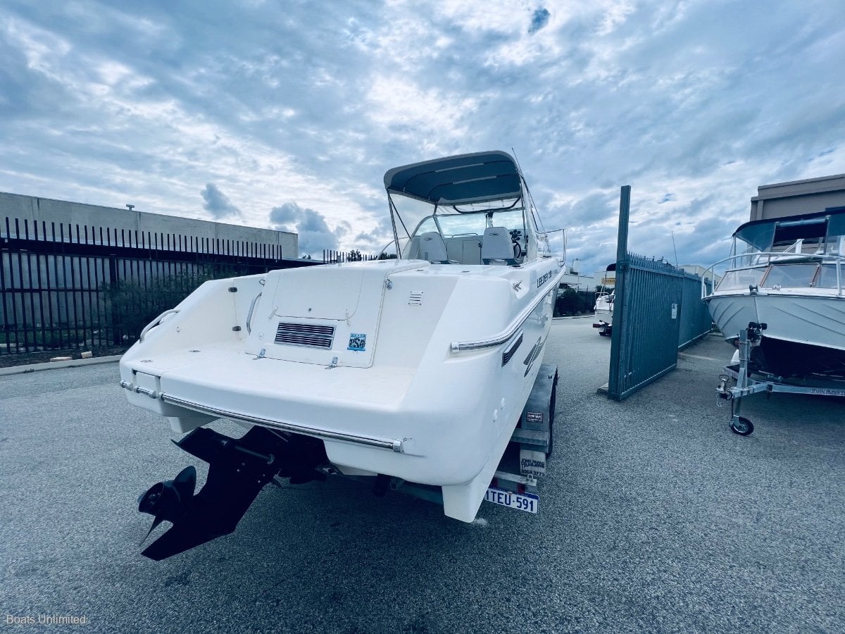 2003 LEEDER 220 WILDCAT CRUISER