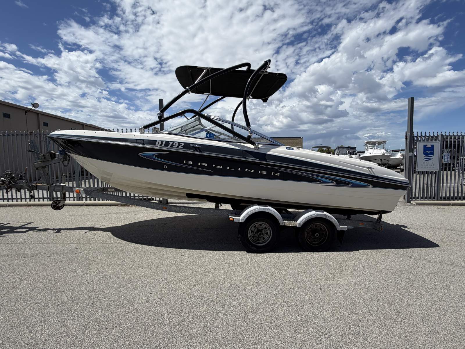 2008 BAYLINER 205 BOWRIDER