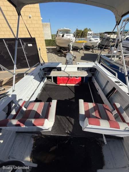 2006 QUINTREX 485 MY07 FISHSEEKER DINGHY